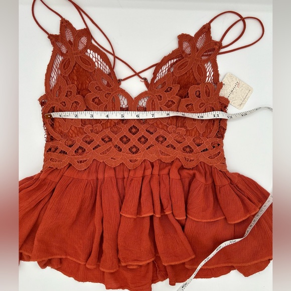 Free People Adella Cami Top Winding Roads NWT - Picture 6 of 7